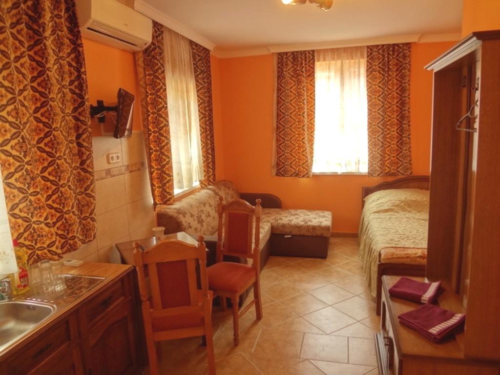 Horvath Apartmanhaz Orosháza Exterior foto